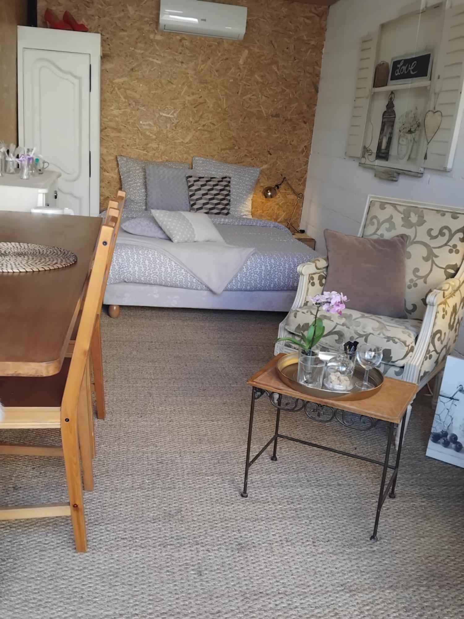 Le Laboratoire Shabby Chic De La Parfumerie Du Manoir Chavagne Eksteriør bilde